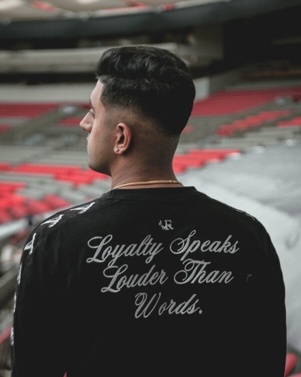 #1 List of The Best Streetwear Clothing Manufacturers - Image 4